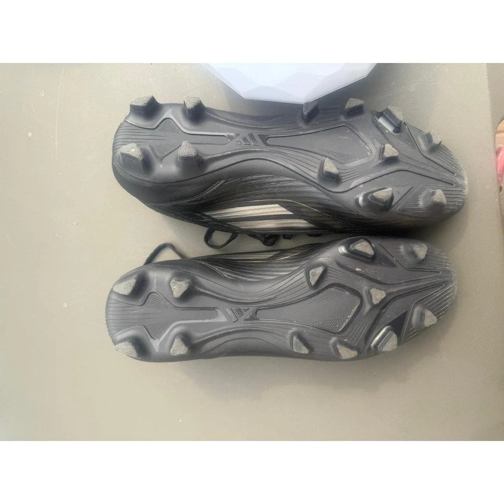 adidas F50 Club soccer cleats